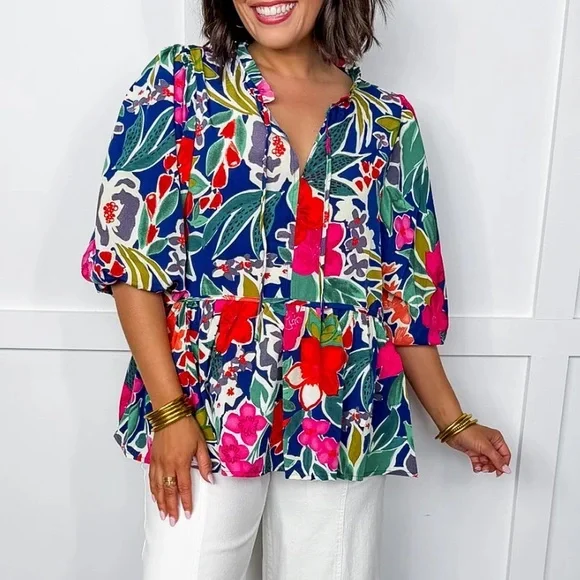 Floral Peplum Top - Picture 2 of 3